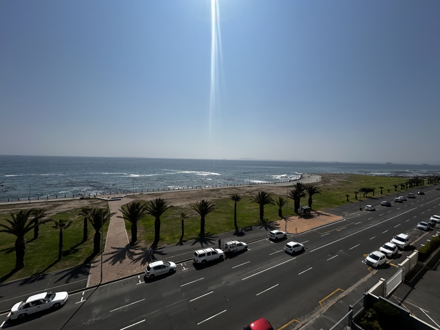 To Let 1 Bedroom Property for Rent in Mouille Point Western Cape